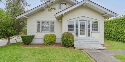 726 S 7TH ST, Coos Bay