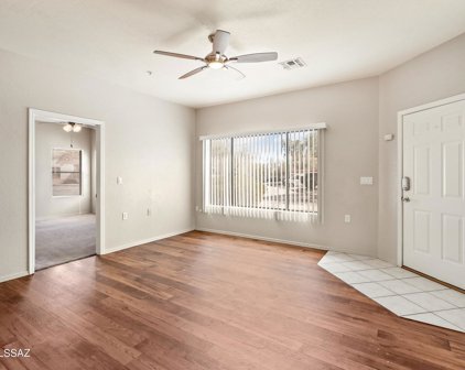 1523 N Paseo La Tinaja, Green Valley
