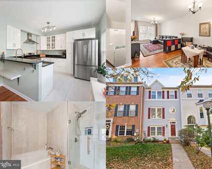 4094 Fountainside Ln, Fairfax
