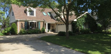 302 E Maude Avenue, Arlington Heights