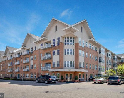23 Pierside Dr Unit #119, Baltimore