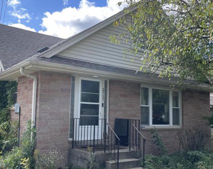 2737 West Bottsford Avenue, Greenfield