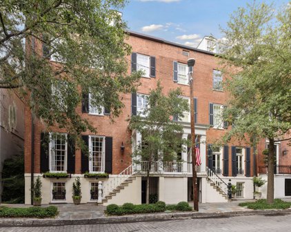 22 W Harris, Savannah