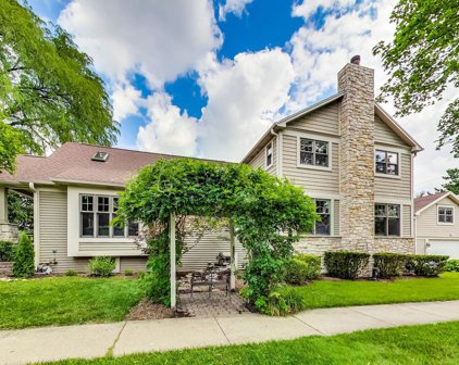 803 N Chestnut Avenue, Arlington Heights