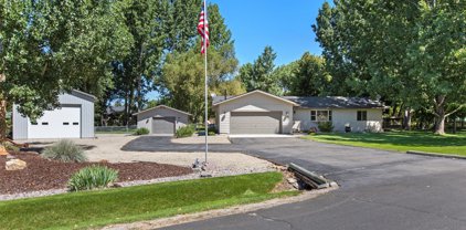 112 Apple Valley Way, Florence