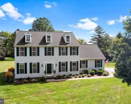 38 S Iroquois Ln, Chester Springs