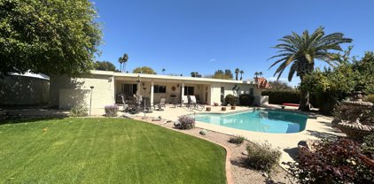 10240 N 58th Place, Paradise Valley