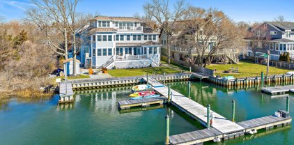 265 Perrine Boulevard, Manasquan