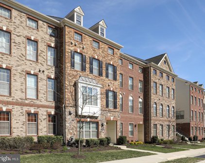 22613 Naugatuck Sq, Ashburn