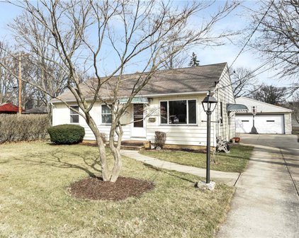 3183 Walter Road, North Olmsted