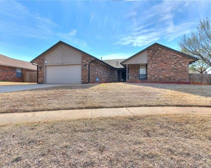 309 Little Chisholm Circle, Edmond