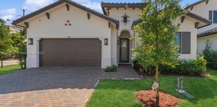 8004 Nw 46th Ter, Doral