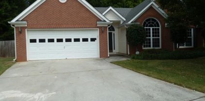 320 Morning Glen Drive, Suwanee