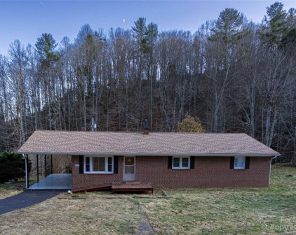 2851 Little Creek  Road, Burnsville