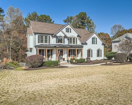 445 River Mist Drive, Suwanee