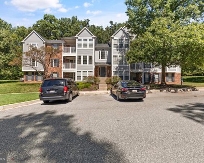905 Woodbridge Ct Unit #905-F, Edgewood