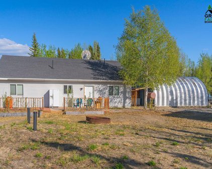 3606 Walnut Avenue, North Pole
