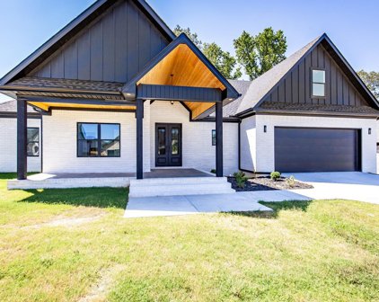 13 Denali, Cabot