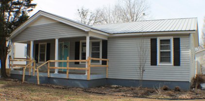1131 Main Street, Moulton