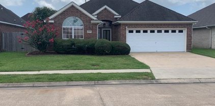 2835 Meadowbrook Ln, Port Neches