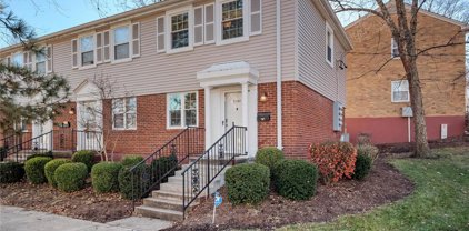 1508 Swallow  Drive, St Louis