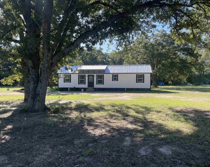 646 CR 1835, Talco