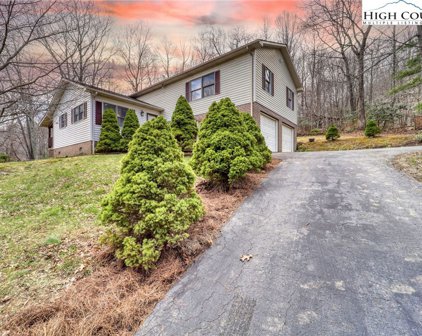 118 Mount Jefferson Lane, Jefferson