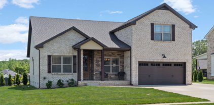 1405 Hereford Blvd, Clarksville