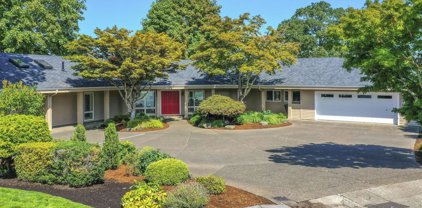 3963 Croisan Mountain Dr, Salem