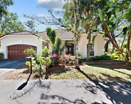 3633 High Pine Dr, Coral Springs