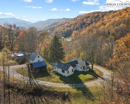 1451 Dutch Creek Road, Banner Elk