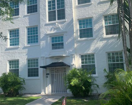 130 Antiquera Ave Unit #3, Coral Gables