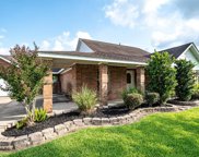 10215 Travis Lane, Mont Belvieu image