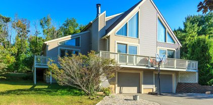 40 Beverly Drive, Hampstead