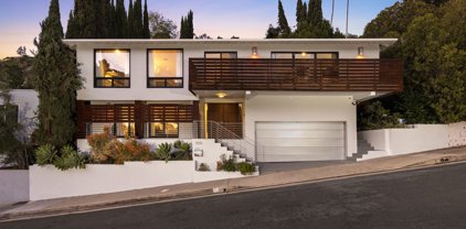 7555  Devista Dr, Los Angeles