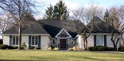 2 Ivy Lane, Oak Brook