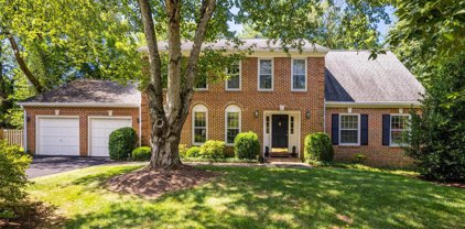1208 Stable Gate Ct, Mclean
