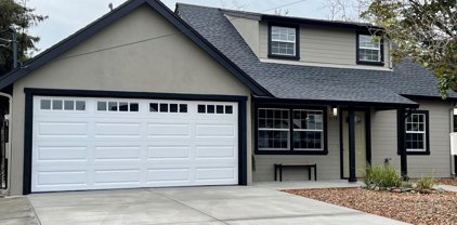 4154 Pickwick Dr, Concord