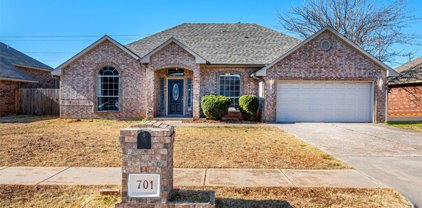 701 N Remington Way, Mustang