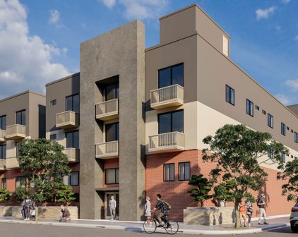 7417 S Broadway St, Los Angeles