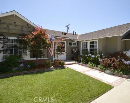 3342 Donnie Ann Road, Rossmoor