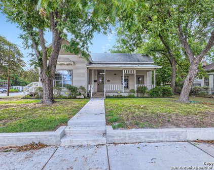 1015 W San Antonio St, New Braunfels