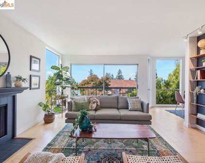 2700 Le Conte Ave Unit #404, Berkeley
