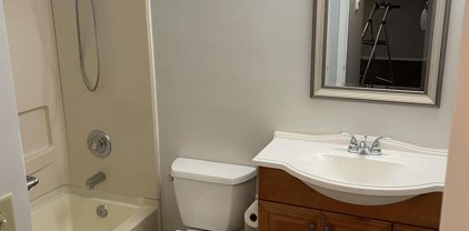 1 Des Moines Court Unit 1, Tinton Falls