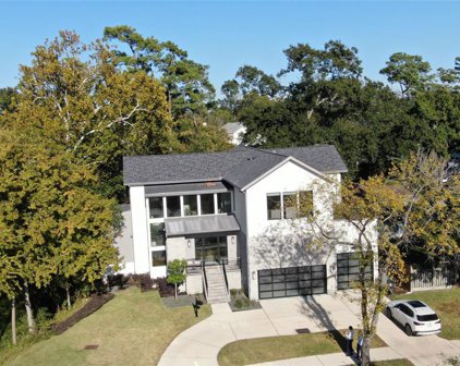 922 T C Jester Boulevard, Houston