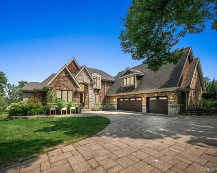 4968 CHEYENNE, Waterford Twp