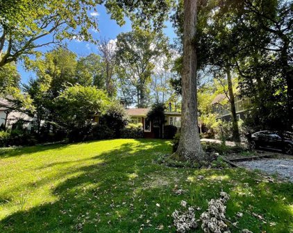 6424 Wiscasset Rd, Bethesda