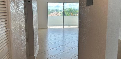 2998 E Sunrise Lakes Dr E Unit #417, Sunrise