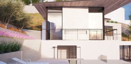 944 Bluegrass Lane, Los Angeles