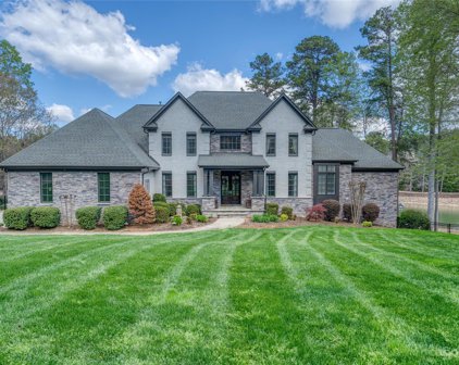 164 Polpis  Road, Mooresville